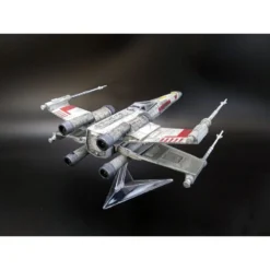 MPC Star Wars : X-wing Fighter 4 -Modèles Jouets Magasin mpc 96m948 star wars x wing fighter 4 2