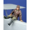 Figurine Pilote De La 1ère GM Assis Sur L'avion (sur L'aile Ou Le Fuselage) -Modèles Jouets Magasin pj productions pj481117 pilote de la 1ere gm assis sur l avion sur l