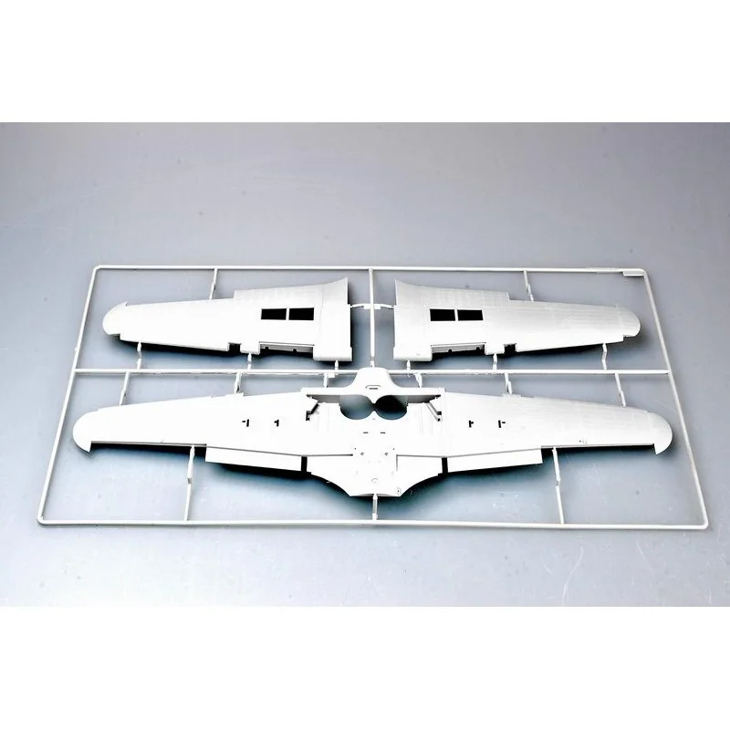 Trumpeter Maquette Avion Hawker Hurricane Mk.IIC 7 Trumpeter Maquette Avion Hawker Hurricane Mk.IIC – Image 5